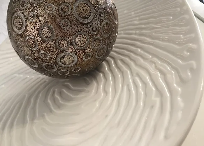 Cozy With Balcony And Free Secure Parking Appartamento